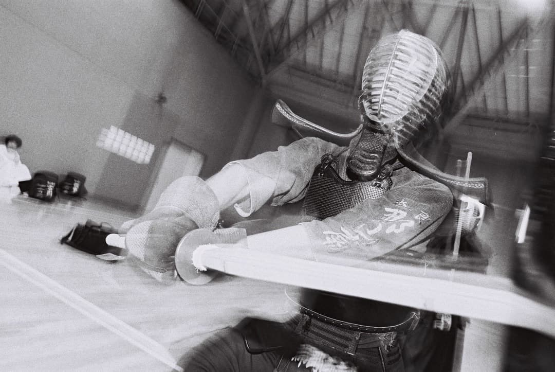 学校の卒業アルバムの写真