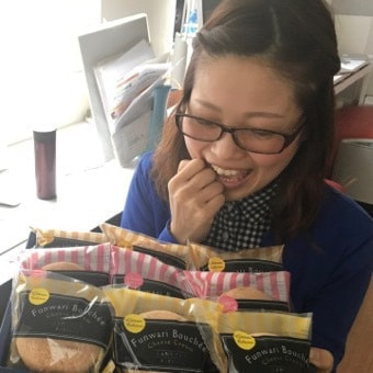 キキフォトワークスのカメラマンやスタッフのプロフィール紹介の写真