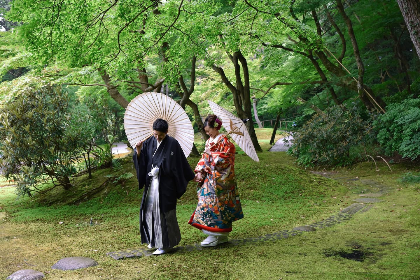 雨の前撮りロケーション撮影のフォトウエディング