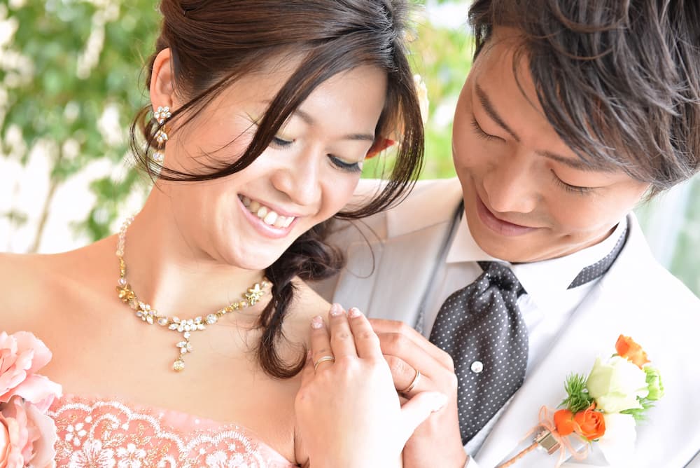 フォトウェディングの口コミをよむ
